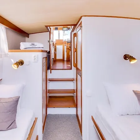 Mulubinba Seahouse *